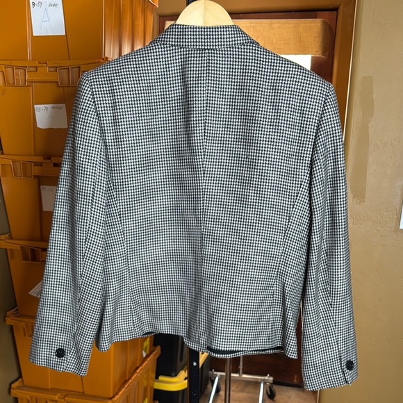Liz Claiborne Collection Black White Houndstooth Lined 100% Wool Blazer Size 14P - Picture 7 of 7